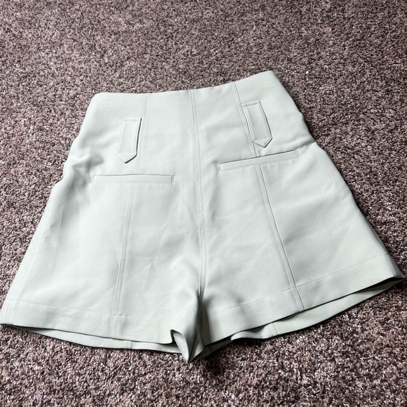 Quanta de soleil mint green high rise shorts small - Picture 3 of 10